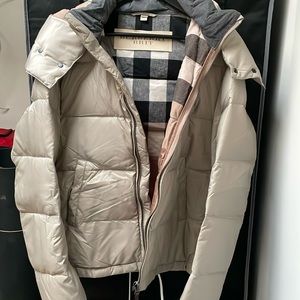 Burberry Puffer jacket size L